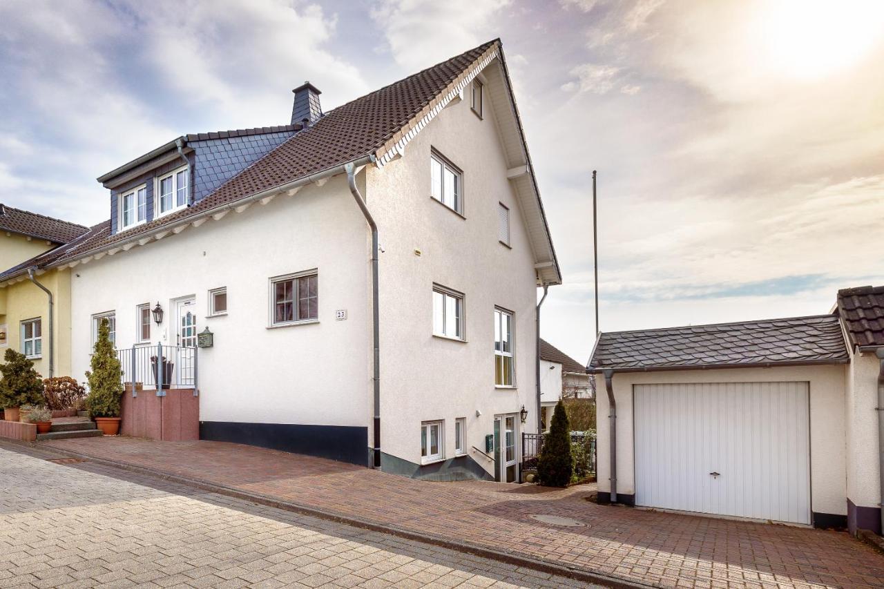 Ferienwohnung Julia - Klimatisiert Wolken Dış mekan fotoğraf